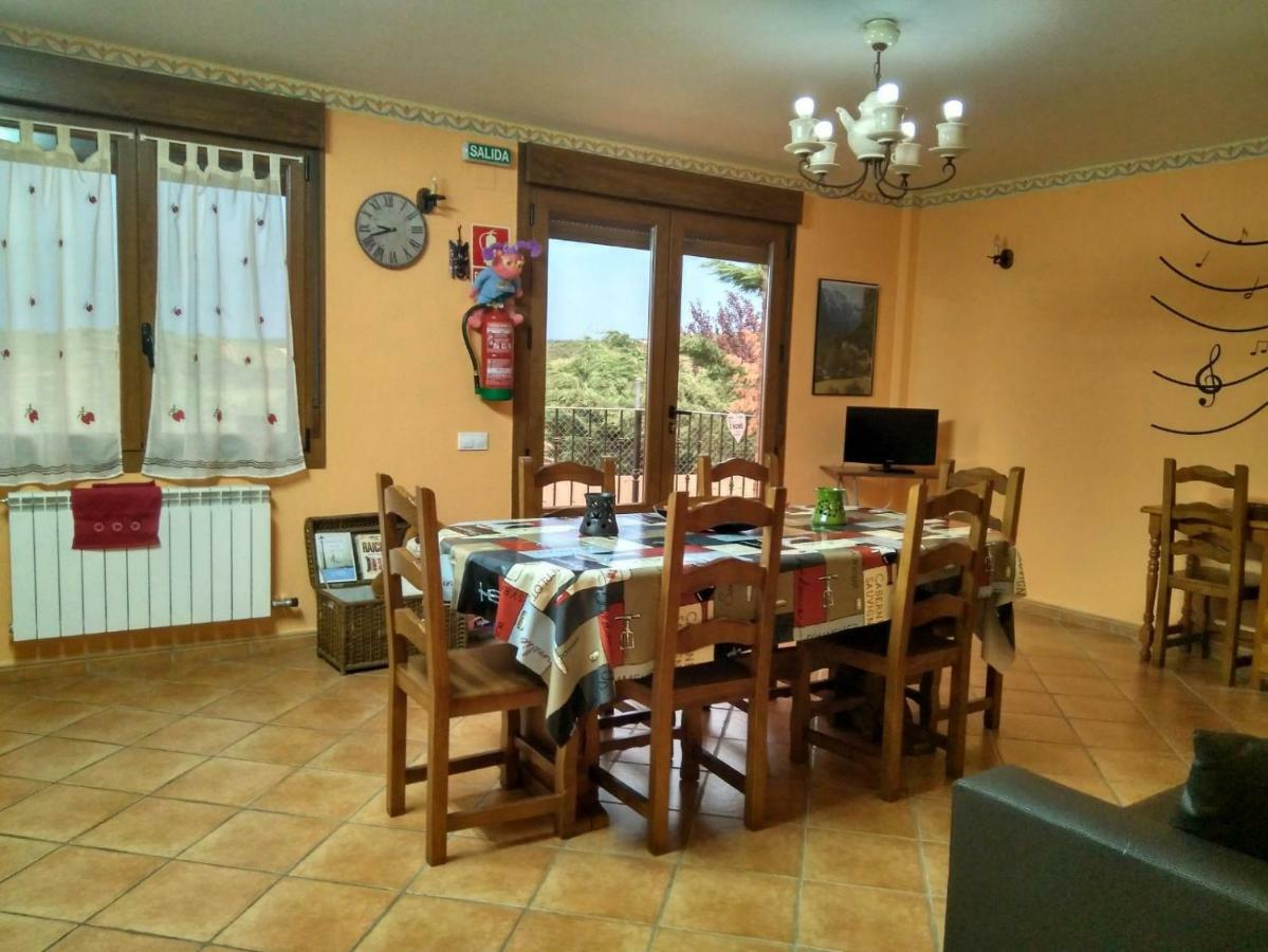 Ferienwohnung Vivienda Turistica San Martin Sotés Exterior foto